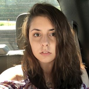 Meet your Posher, Katrina